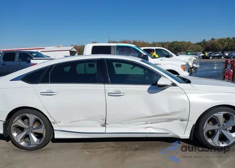 2018 Honda Accord Touring z USA, uszkodzony, nr VIN 1HGCV1F9XJA067423